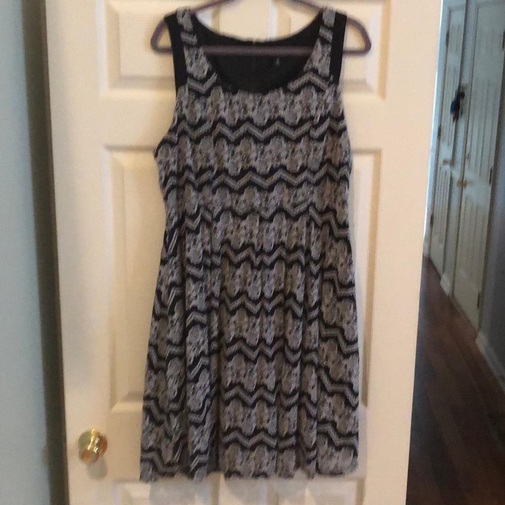 Black and white dress